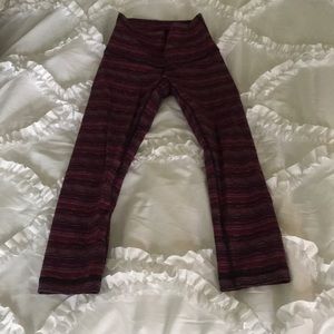 Lululemon wunder under crops size 4